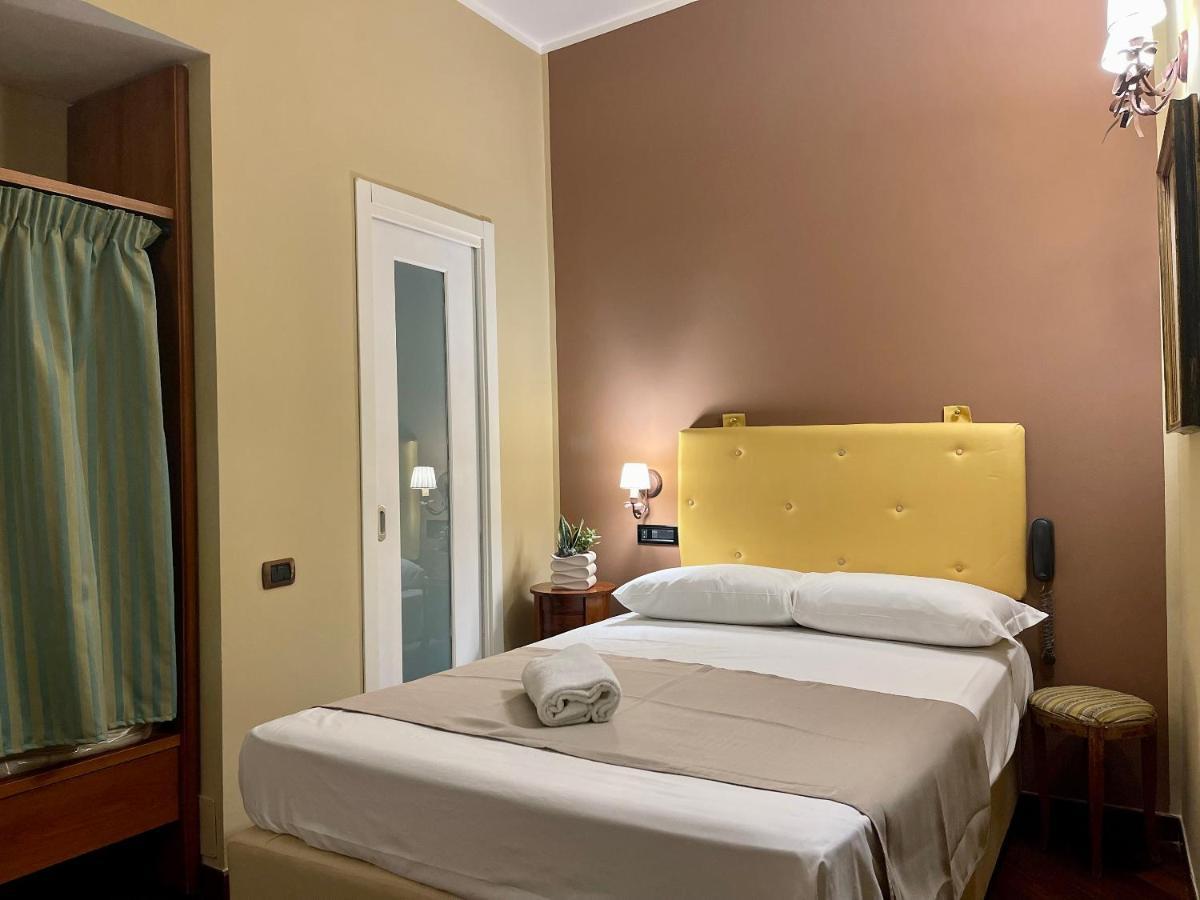 Hotel Suite Ares Napoli Dış mekan fotoğraf