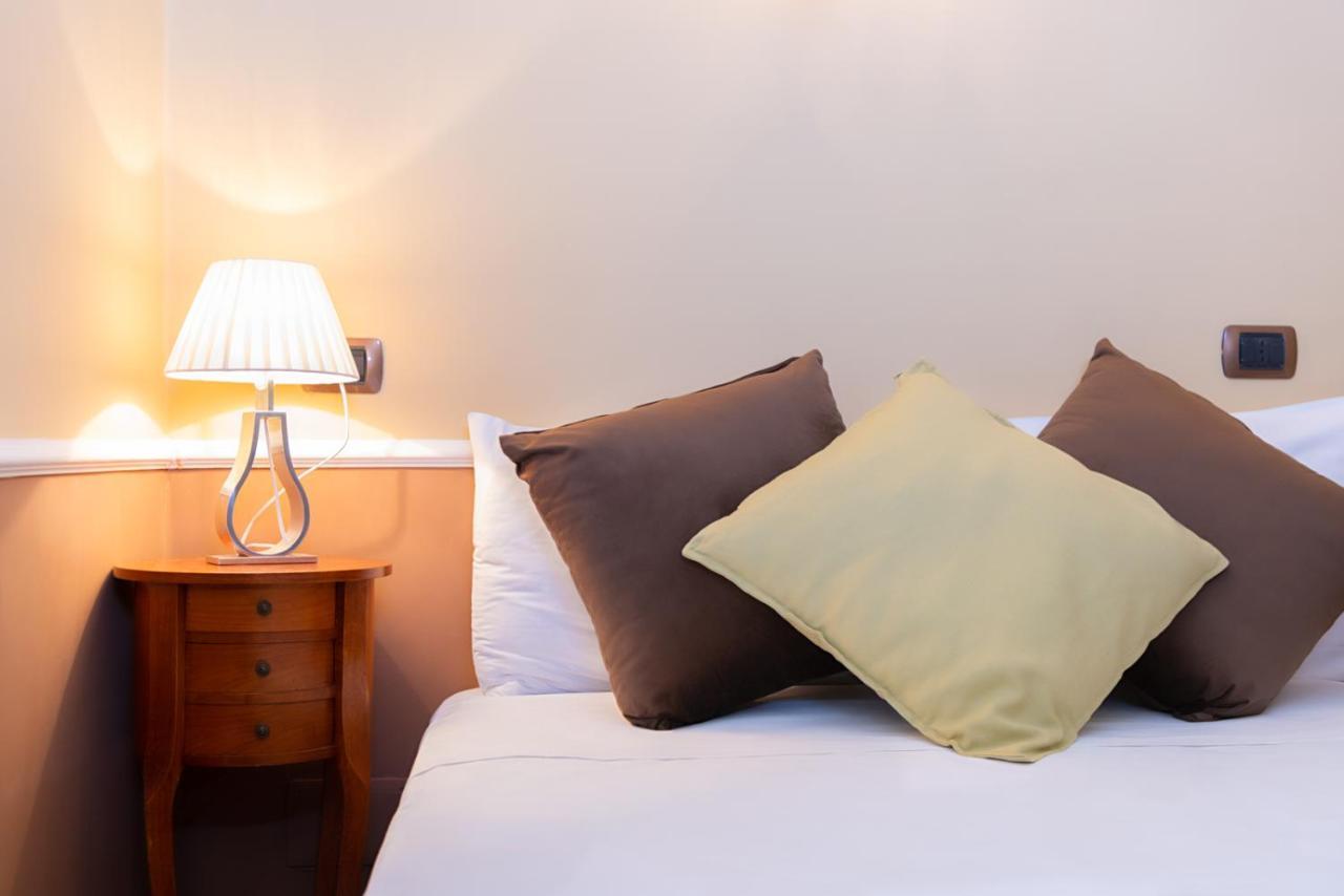 Hotel Suite Ares Napoli Dış mekan fotoğraf