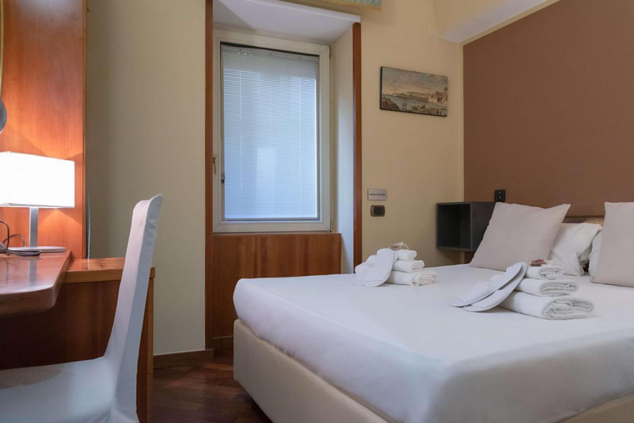 Hotel Suite Ares Napoli Dış mekan fotoğraf