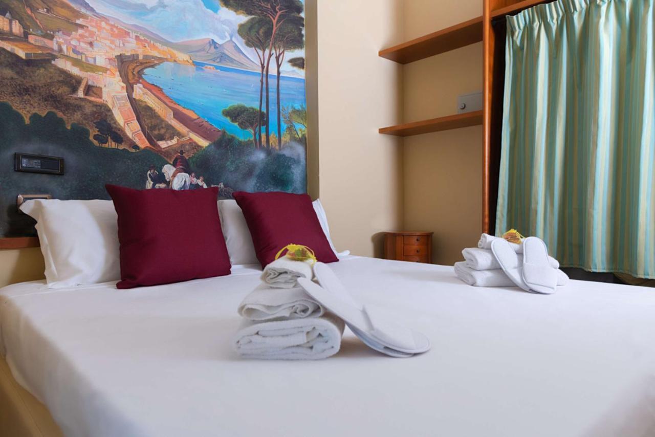 Hotel Suite Ares Napoli Dış mekan fotoğraf